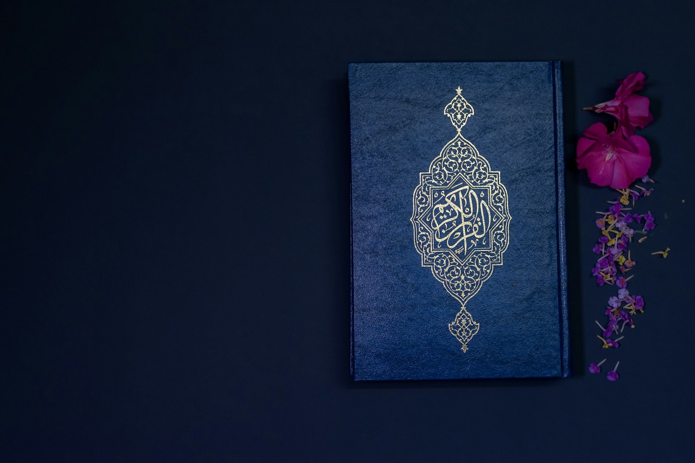 موسوعة ضوابط العمرة المصرية والسعودية 2026: الدليل التشريعي واللوجستي الشامل لرحلات ما بعد الحج